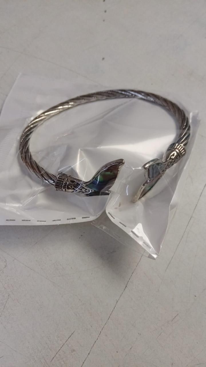 Abalone Shell Mermaid Tail Bangle Bracelet - Rugged Lizard