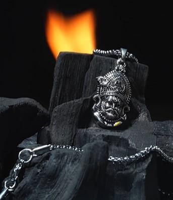 Khatu Shyam Maharaj Pendant with Chain - Rugged Lizard