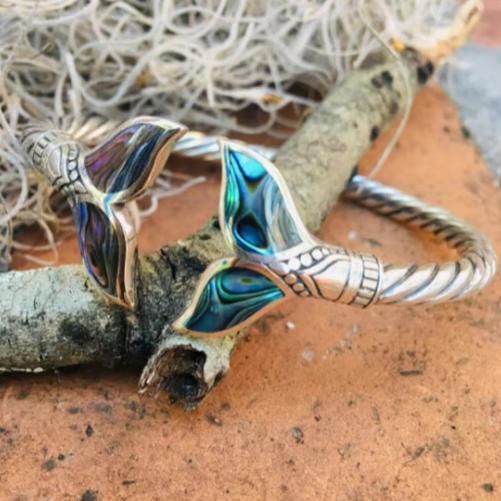 Abalone Shell Mermaid Tail Bangle Bracelet - Rugged Lizard